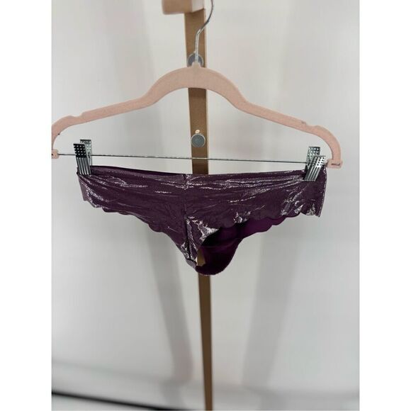 PINK Victoria’s Secret metallic thong size large NWT - Picture 6 of 6